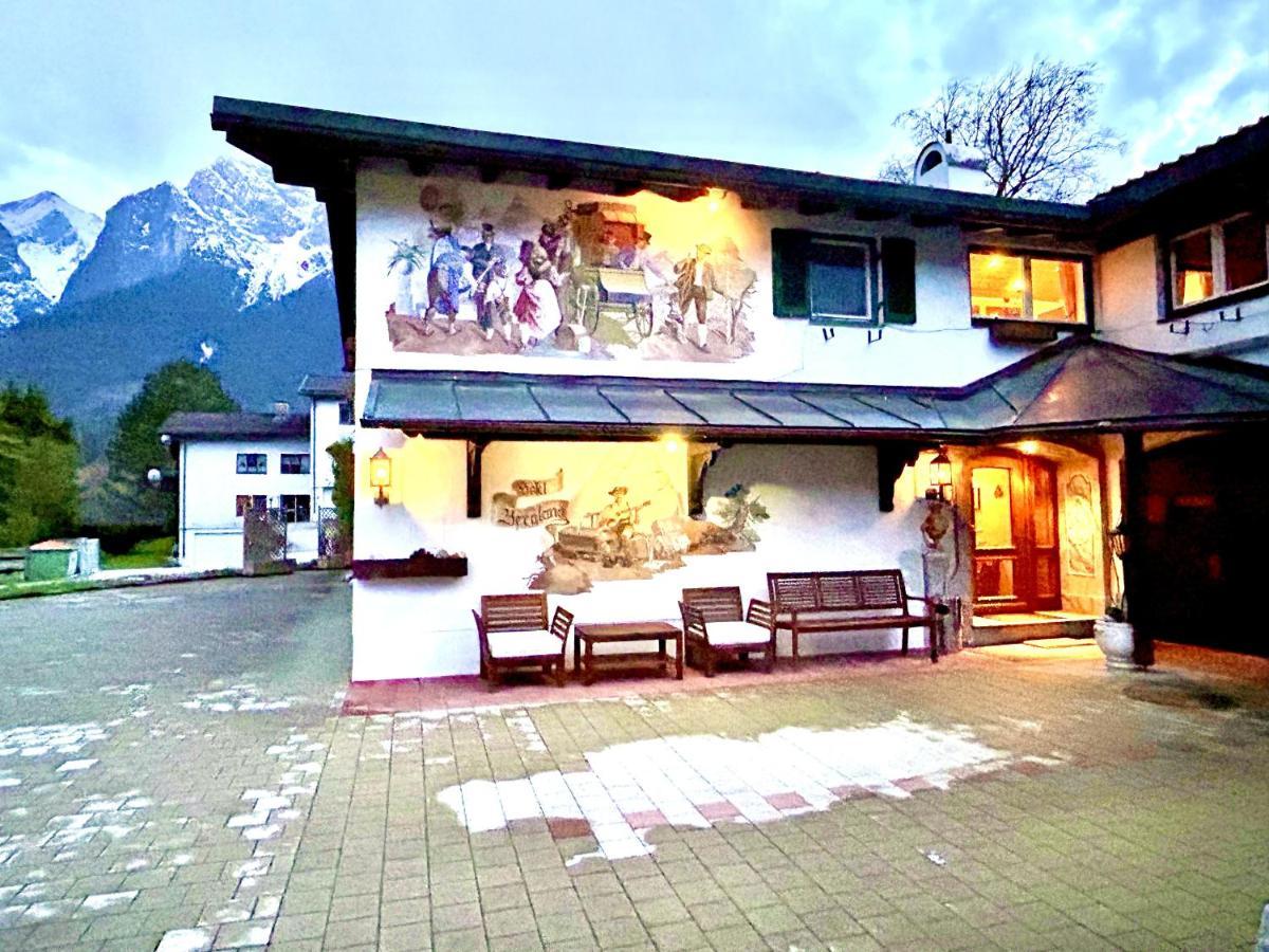 Hotel Bergland ไกรน์เนา ภายนอก รูปภาพ