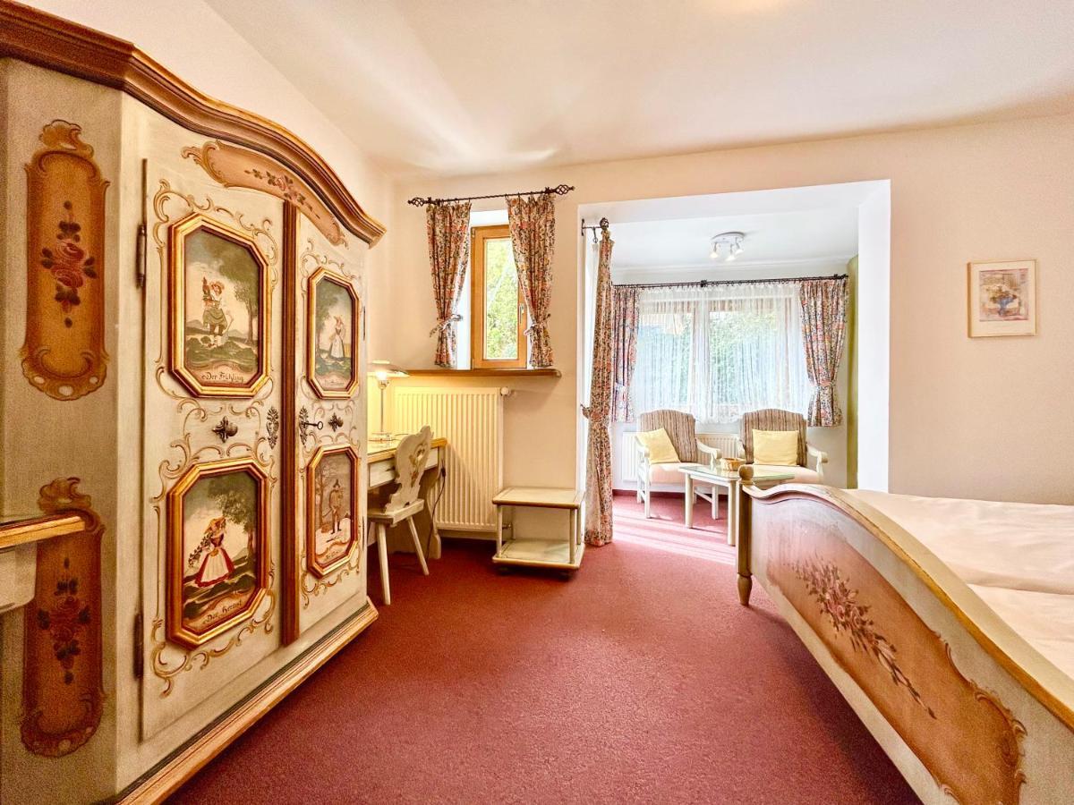Hotel Bergland ไกรน์เนา ภายนอก รูปภาพ