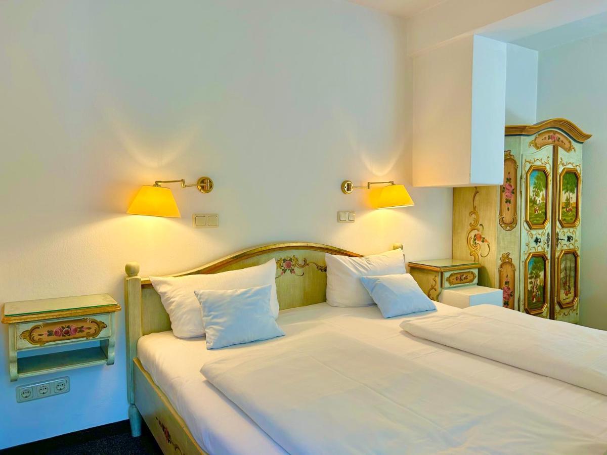 Hotel Bergland ไกรน์เนา ภายนอก รูปภาพ