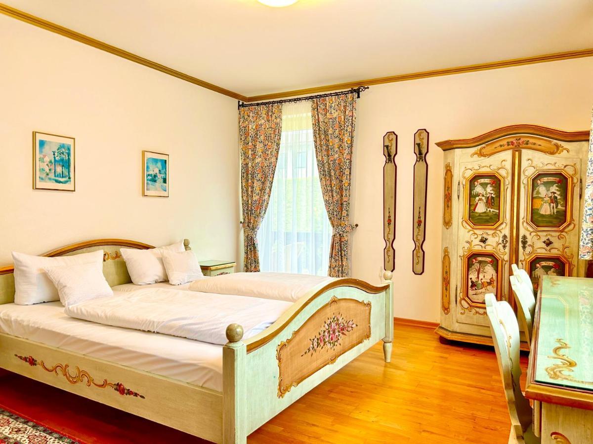 Hotel Bergland ไกรน์เนา ภายนอก รูปภาพ