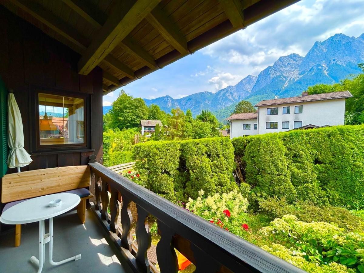 Hotel Bergland ไกรน์เนา ภายนอก รูปภาพ