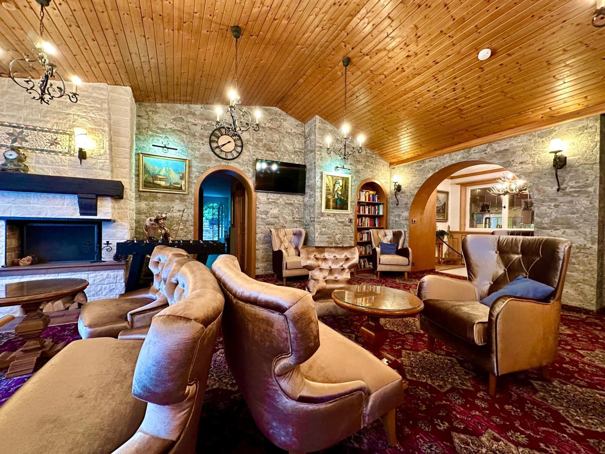 Hotel Bergland ไกรน์เนา ภายนอก รูปภาพ